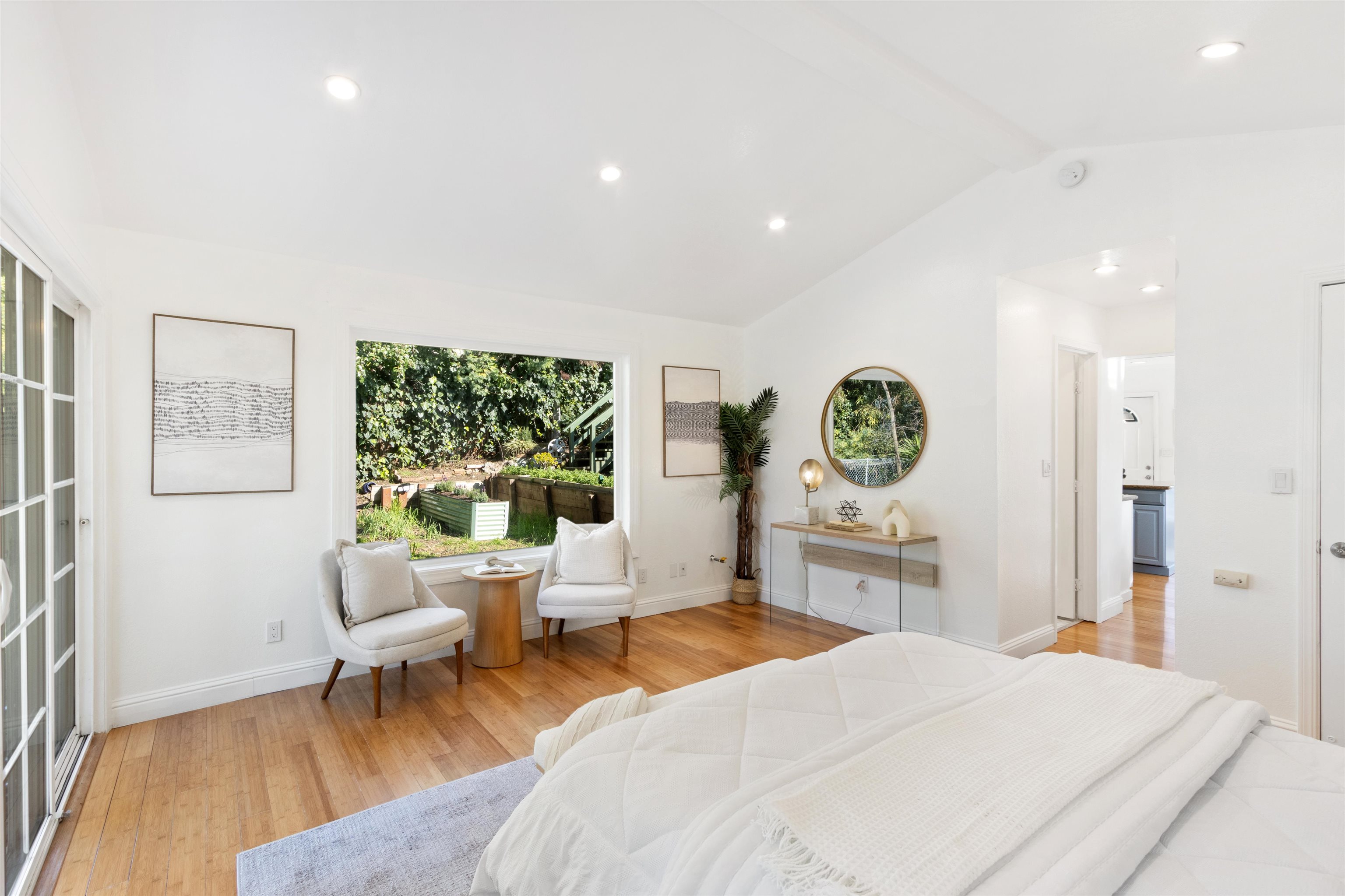 Detail Gallery Image 33 of 45 For 2929 82nd Ave, Oakland,  CA 94605 - 4 Beds | 3 Baths