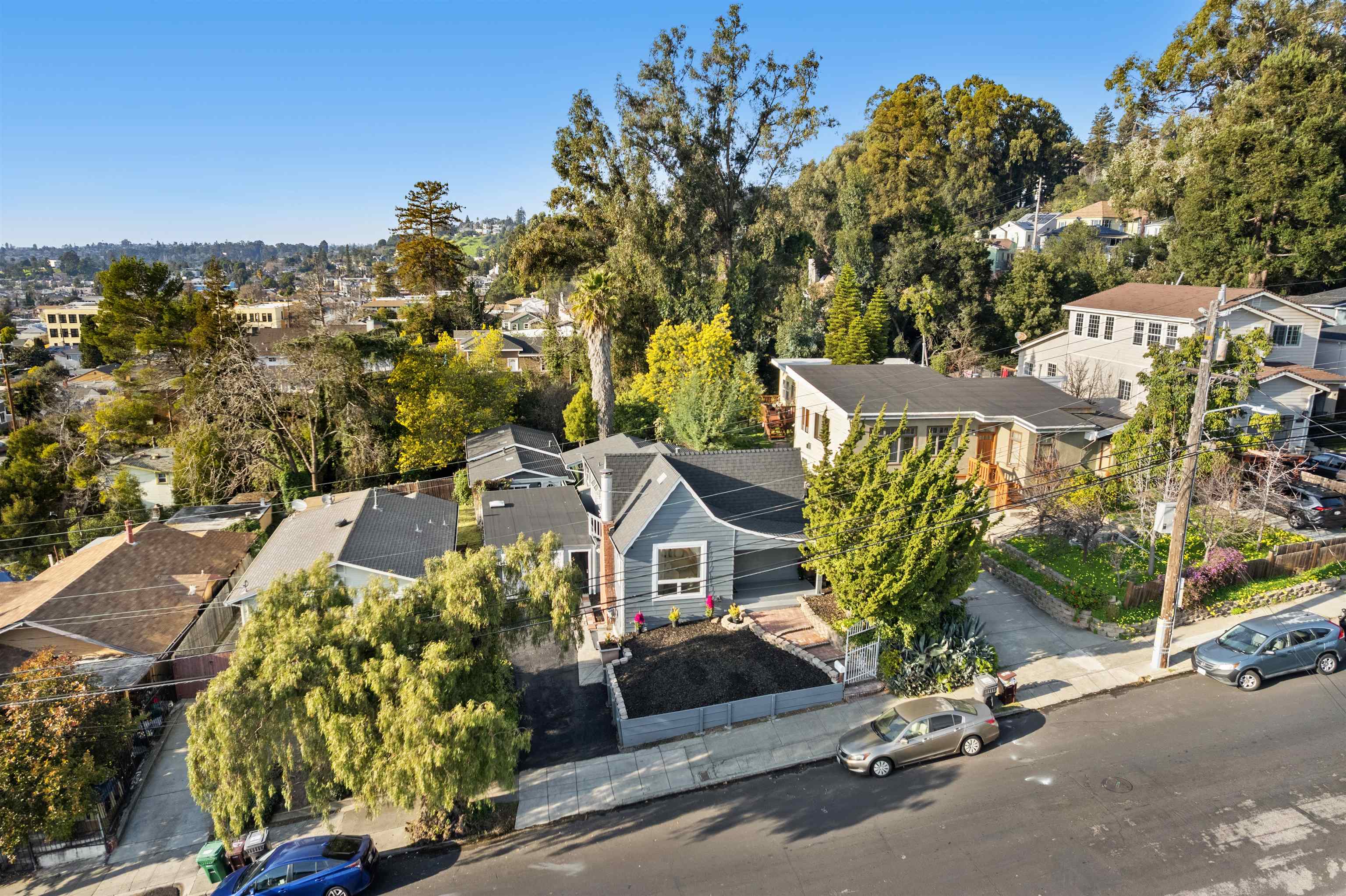 Detail Gallery Image 43 of 45 For 2929 82nd Ave, Oakland,  CA 94605 - 4 Beds | 3 Baths