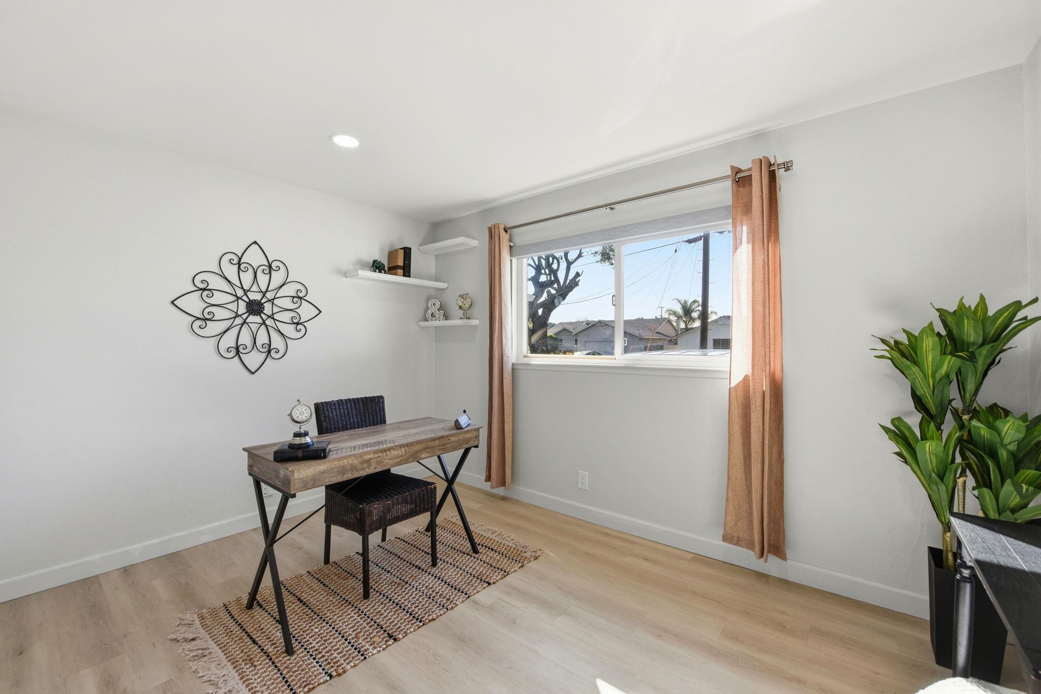 Detail Gallery Image 14 of 39 For 37164 Saint Christopher St, Newark,  CA 94560 - 5 Beds | 3 Baths