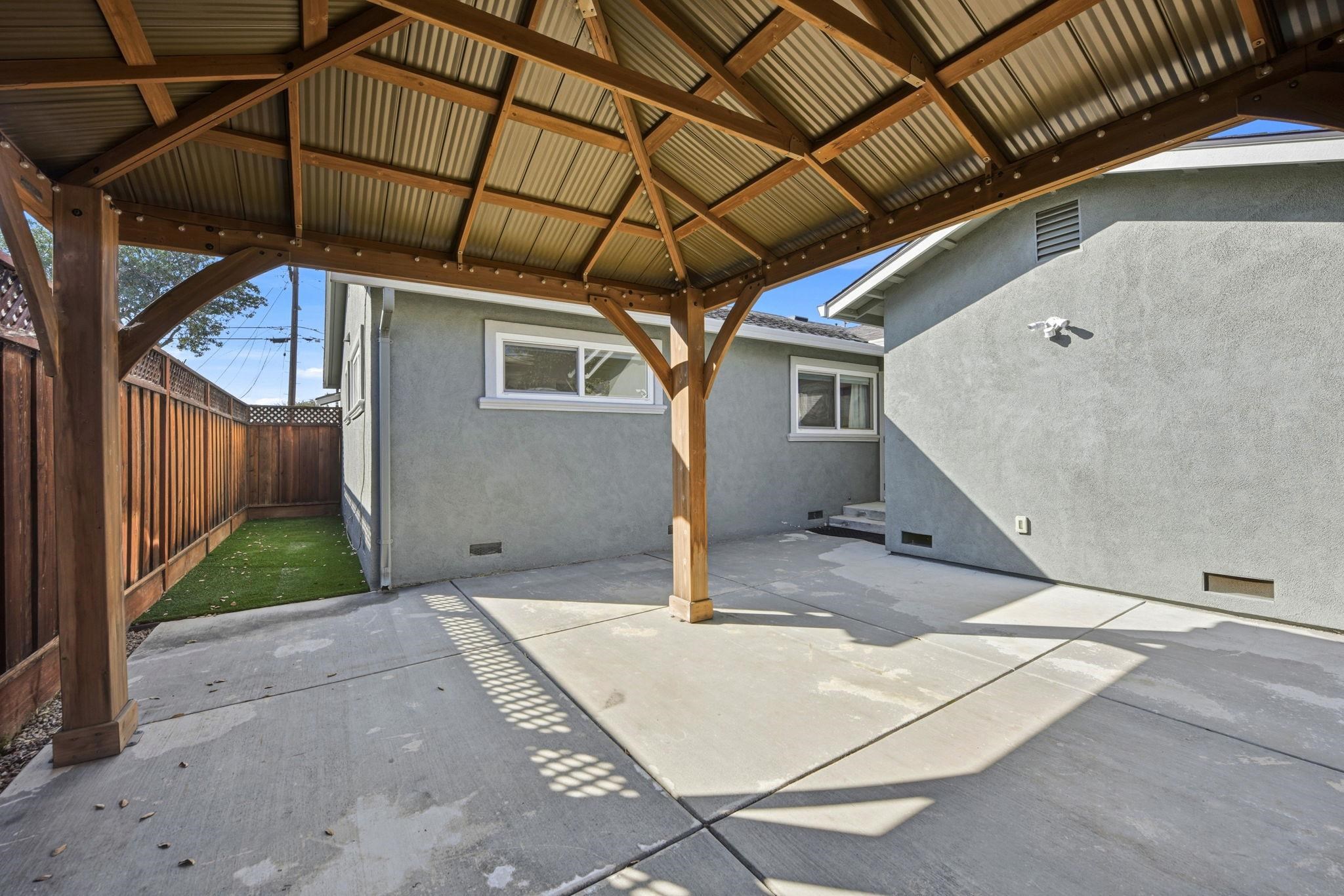 Detail Gallery Image 34 of 39 For 37164 Saint Christopher St, Newark,  CA 94560 - 5 Beds | 3 Baths