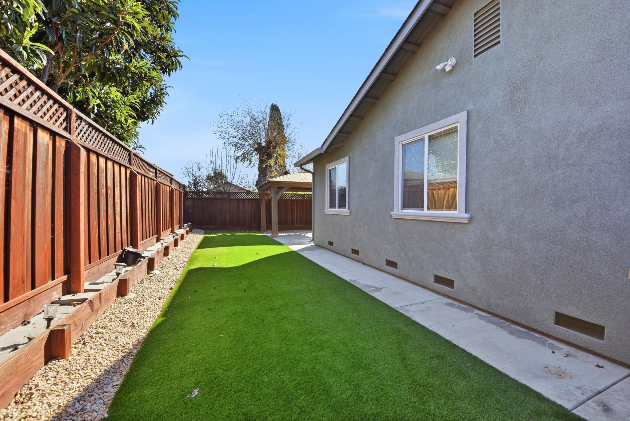 Detail Gallery Image 36 of 39 For 37164 Saint Christopher St, Newark,  CA 94560 - 5 Beds | 3 Baths